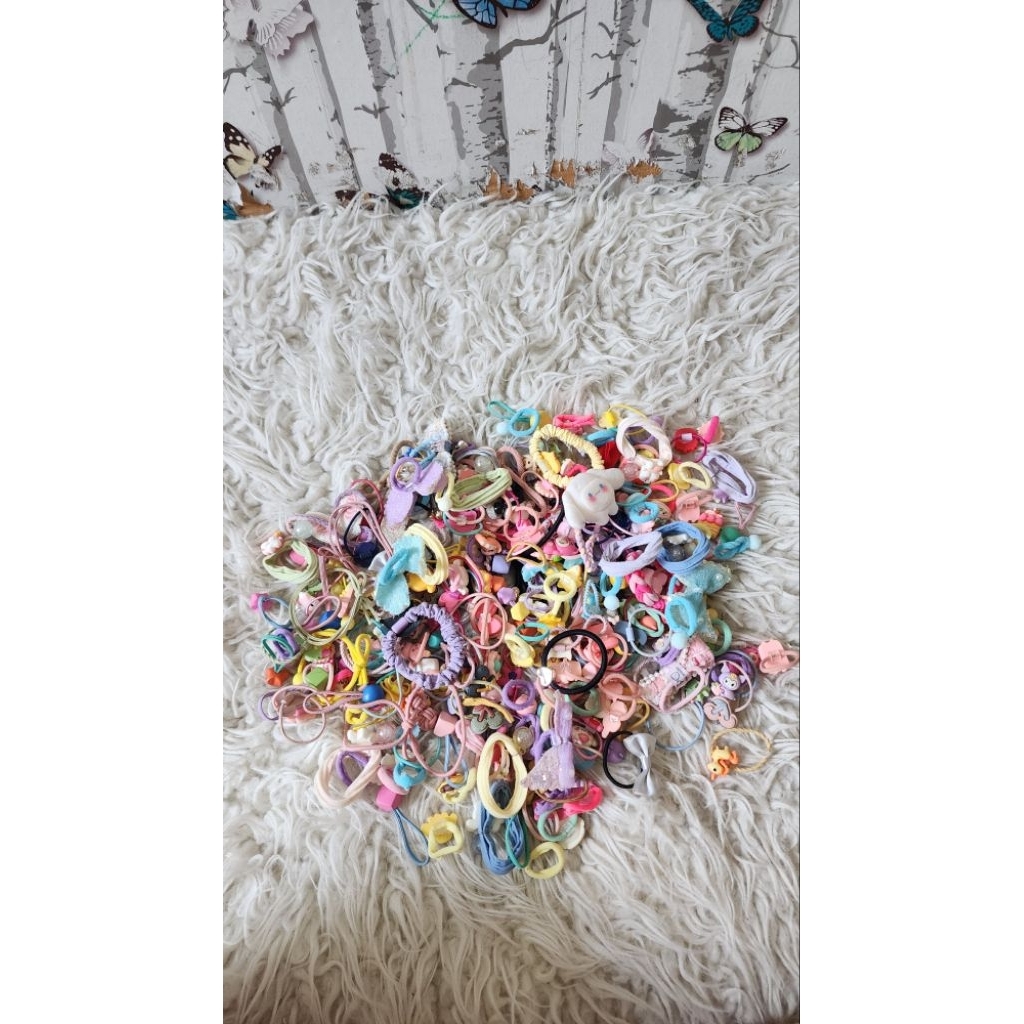 PRELOVED PAKET KARET DAN JEPITAN RAMBUT