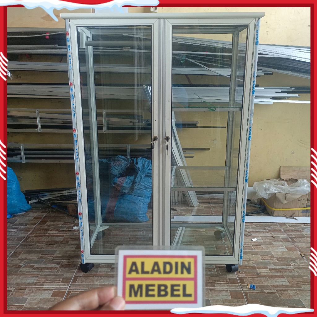 Lemari Baju Anak/Mukena