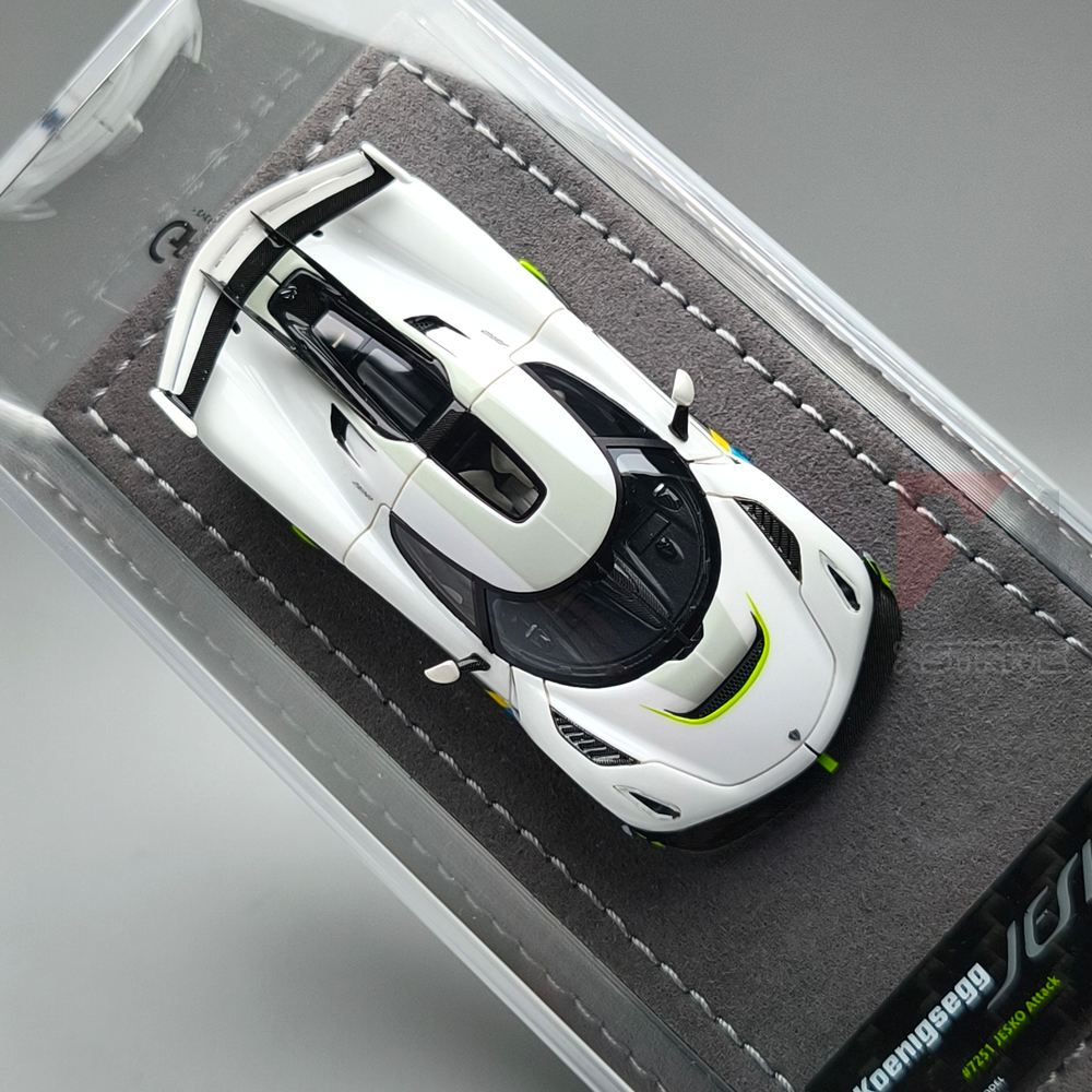 Gryning Model 1:64 Koenigsegg Jesko Attack #7251 Pearl White/Jesko Green RESIN