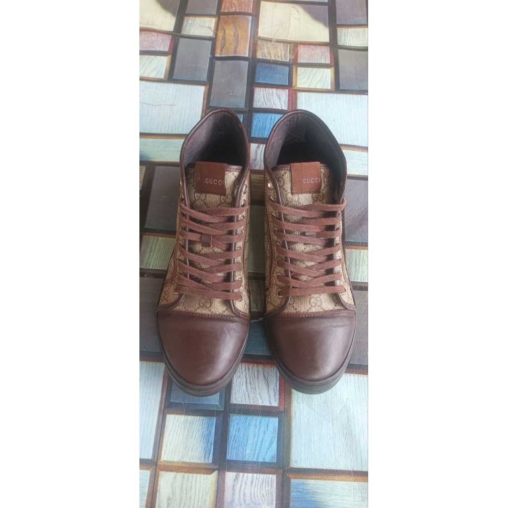 Sepatu Gucci Italia second