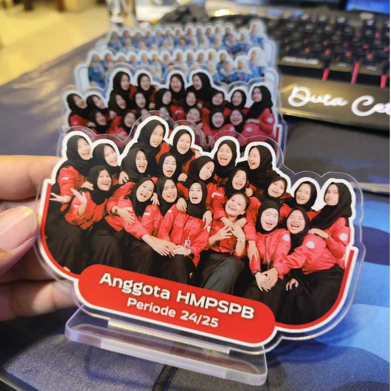 Plakat Custom Foto / Plakat Akrilik / Hadiah Kado Pajangan Meja / Akrilik Stand Custom Foto