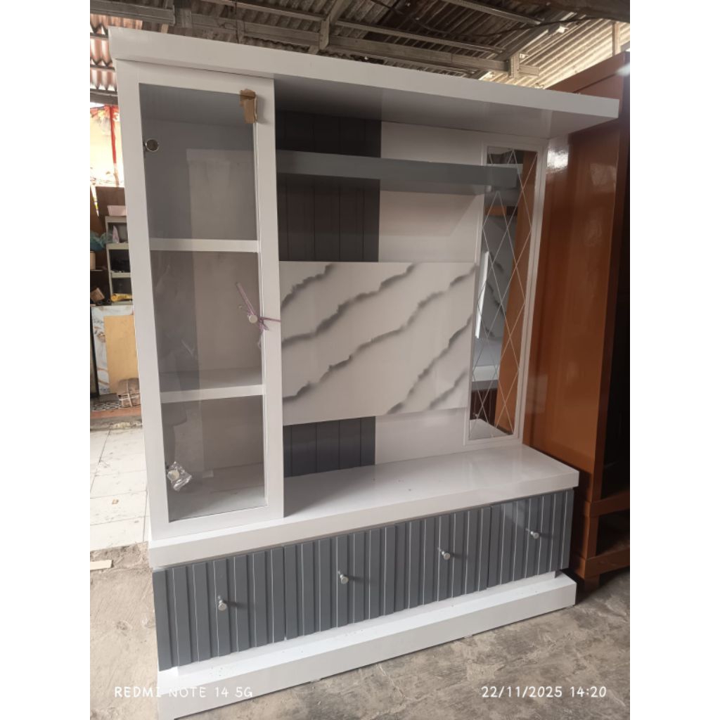 meja tv Bupet tv rak tv sketsel pajangan pintu kaca lampu led kaki laci 4 cermin variasi minimalis