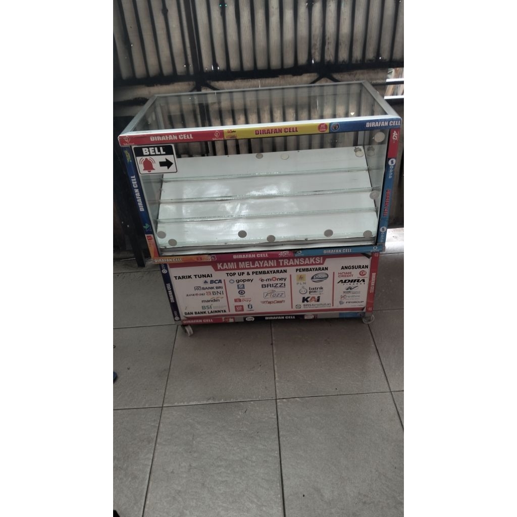 ETALASE MINI bekas Konter sama standing ram accesories display juga
