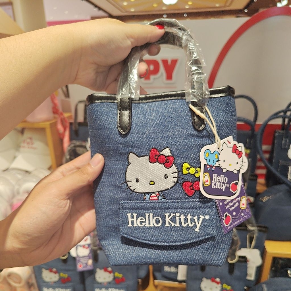 Miniso Hello Kitty Hellokitty Denim Classic Series 2in1 Bag Embroided Hand Bag Sling Bag Handheld Ta