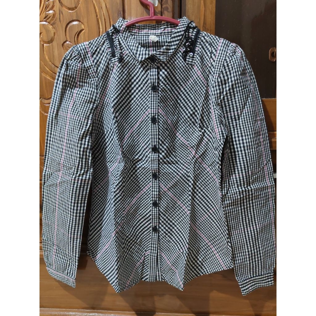 Kemeja Wanita Remaja / Kemeja Wanita Slimfit