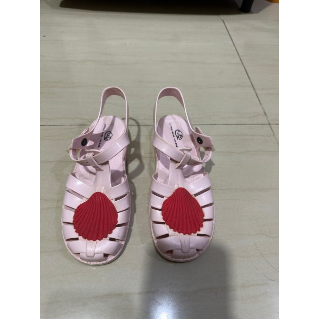 SEPATU SENDAL LITTLE MARC JACOBS ORIGINAL (preloved) Size 33 tidak ada minus