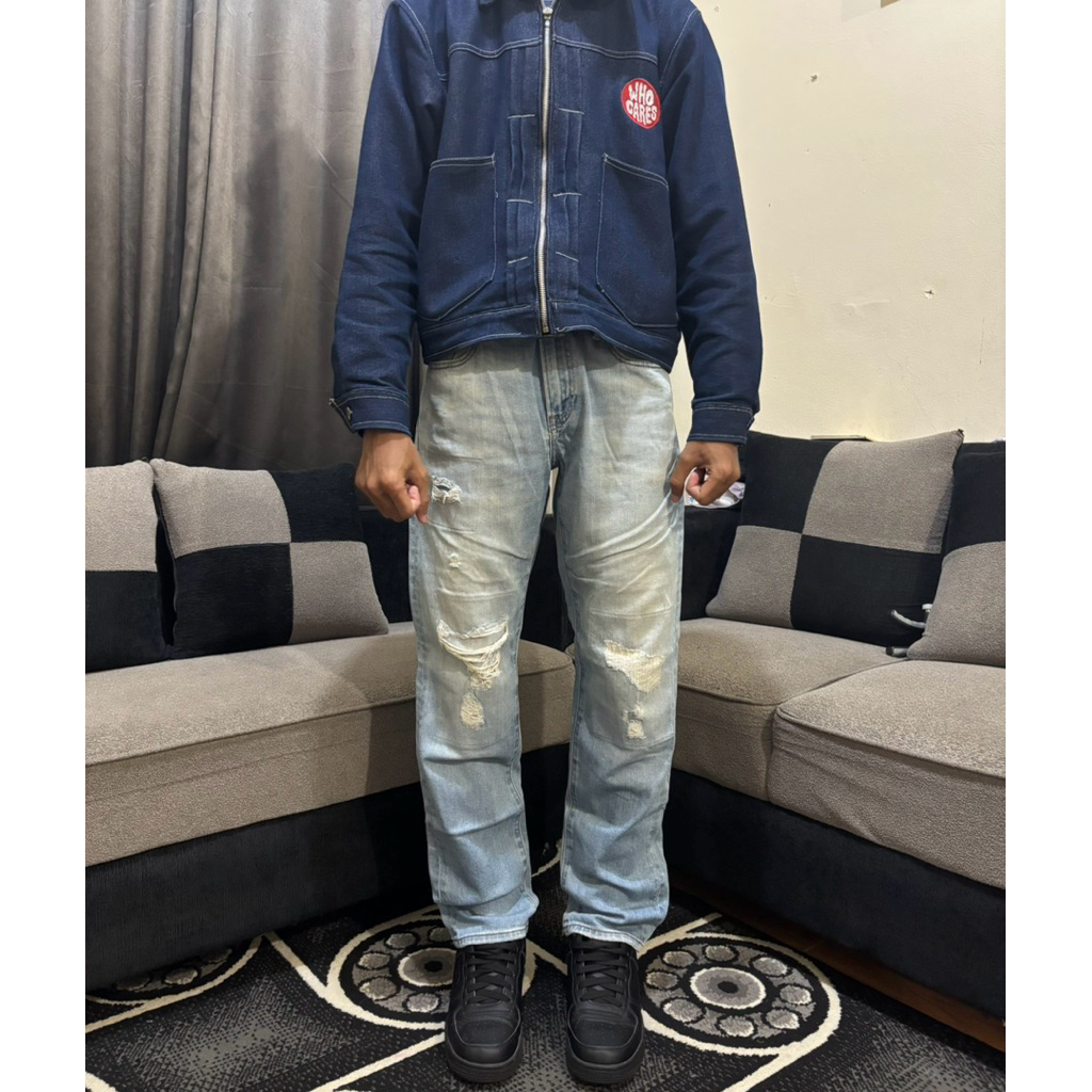 Uniqlo Ripped Jeans Blue