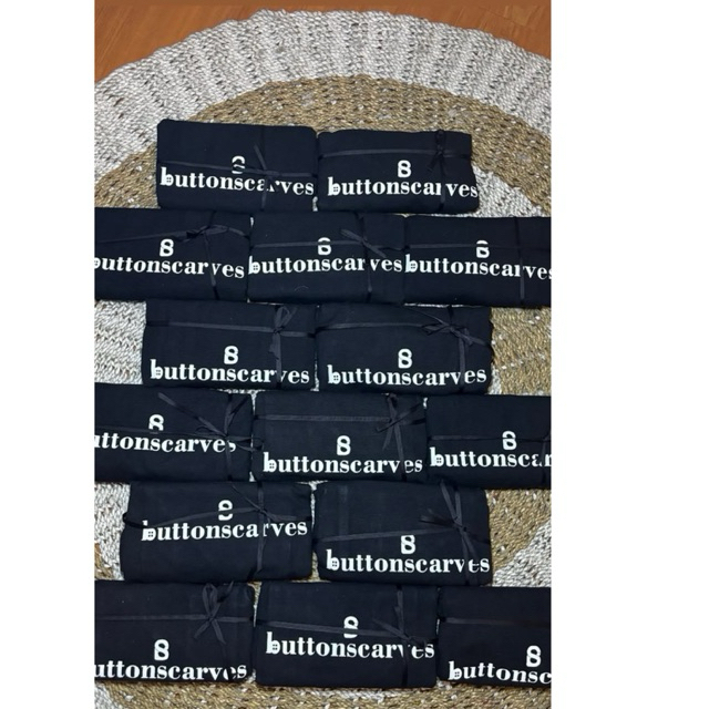 SHOPPING BAG BUTTONSCARVES