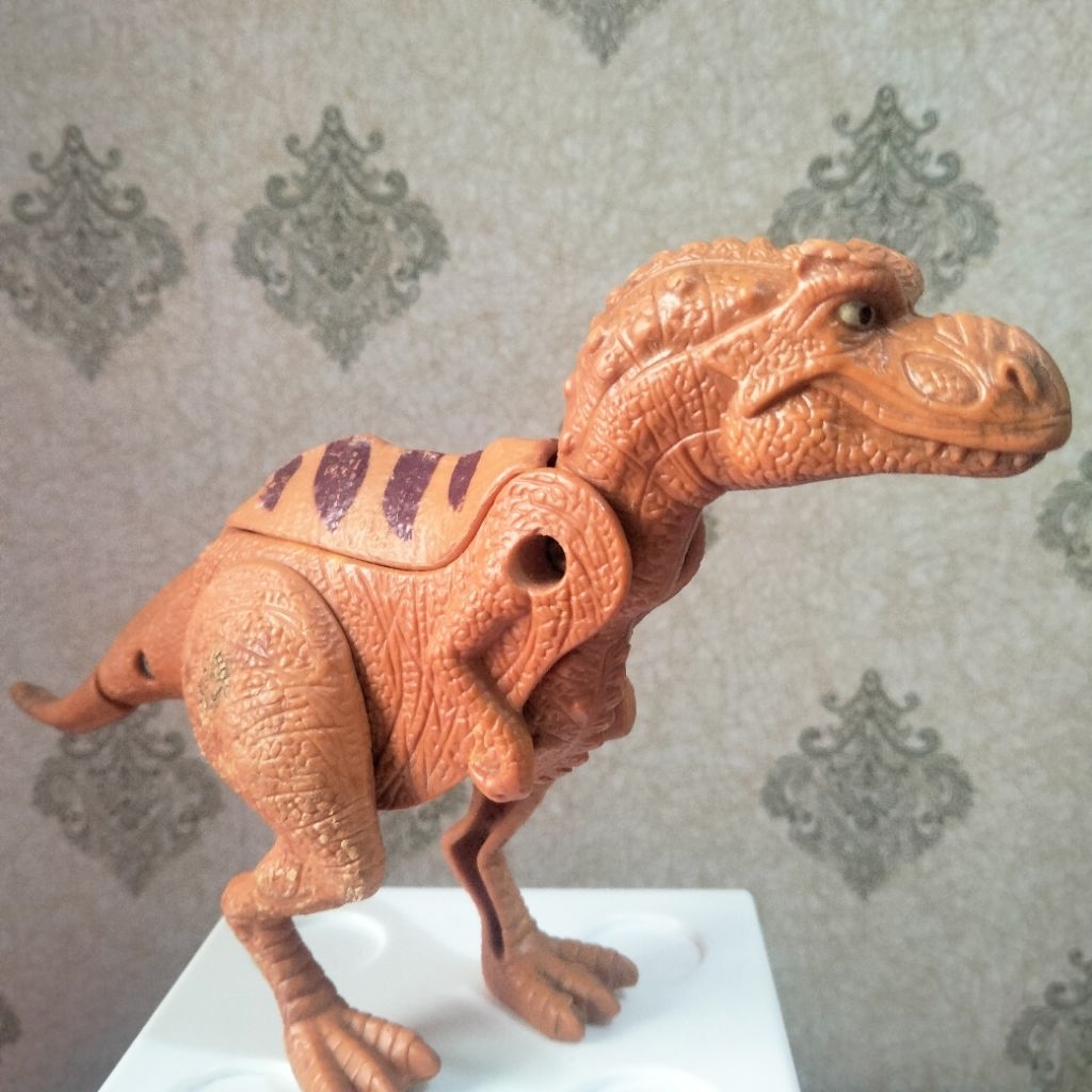 Figure Mcd ice Age Momma Dino Rare Preloved