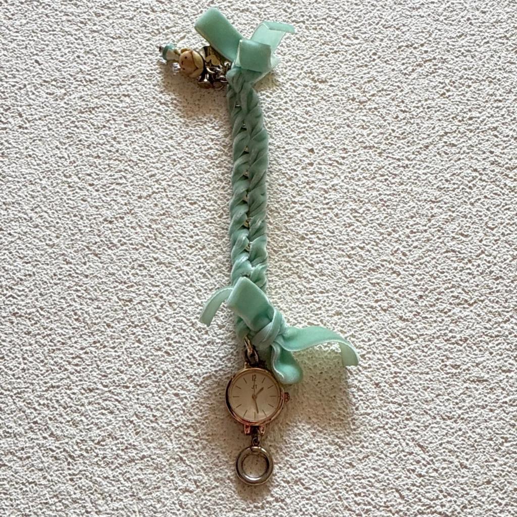 jasmine tease alice ribbon watch