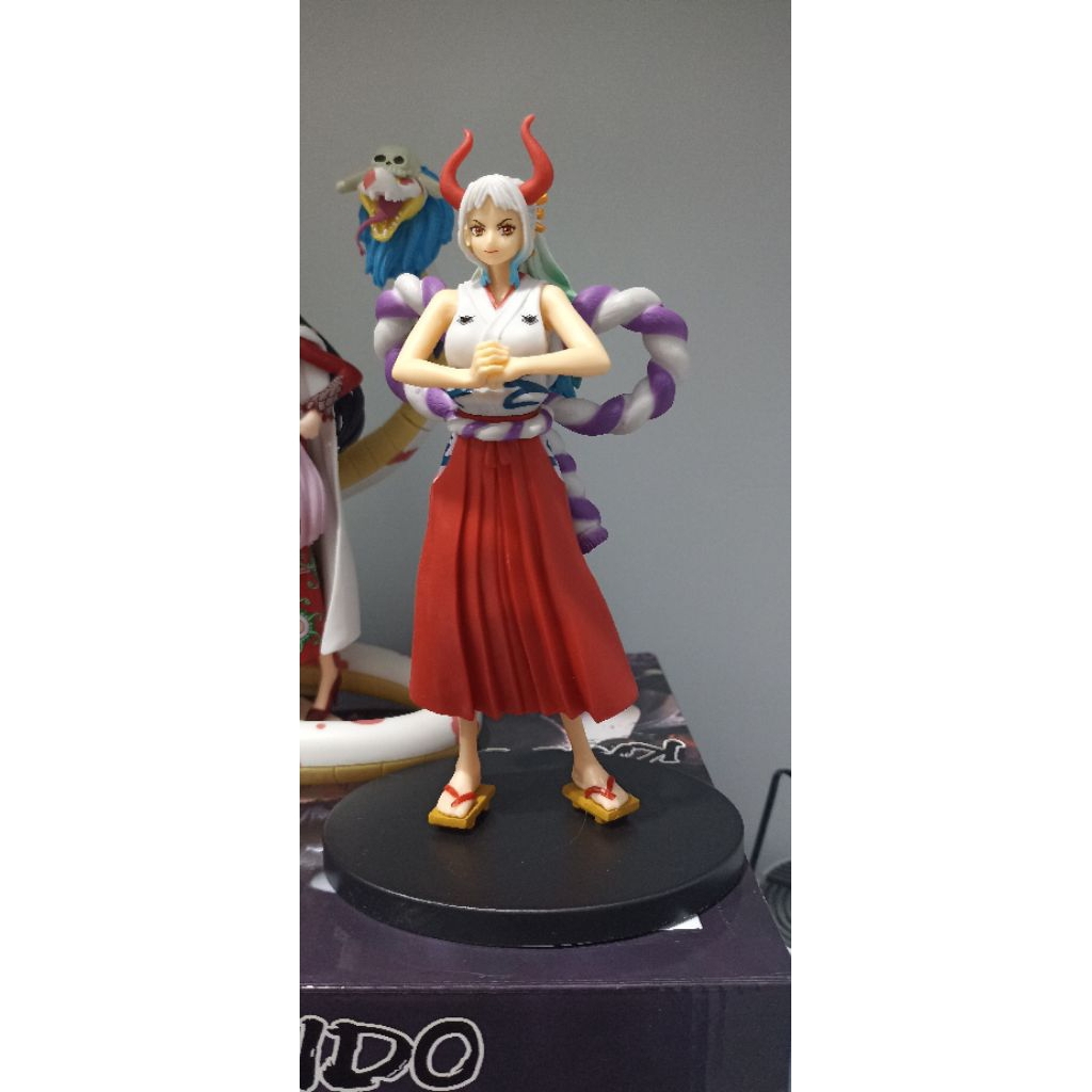 Action figure one piece Yamato recast