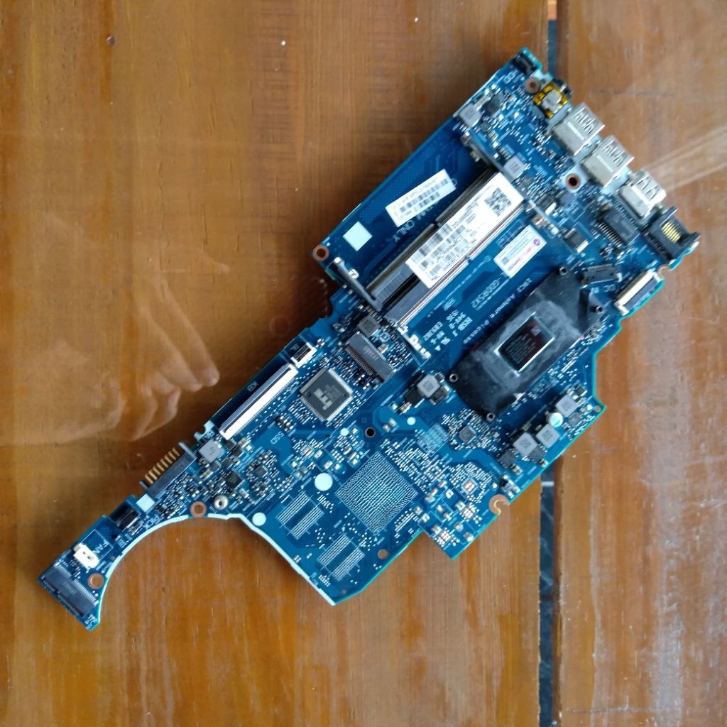 motherboard mati hp 240 g7 core i5 gen 8