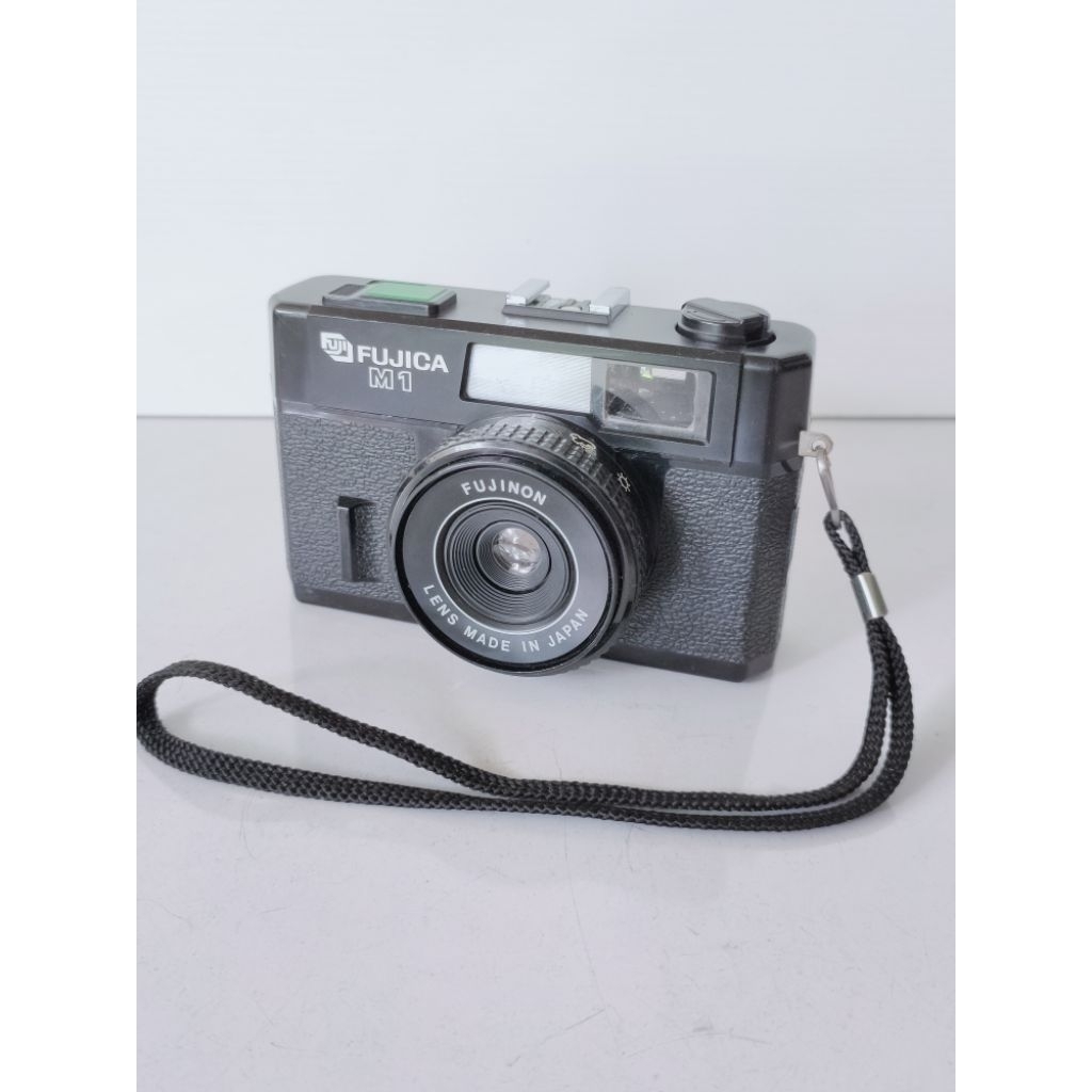 Kamera analog vintage Fujica M1 fujinon lens made in japan camera photo film classic berfungsi norma