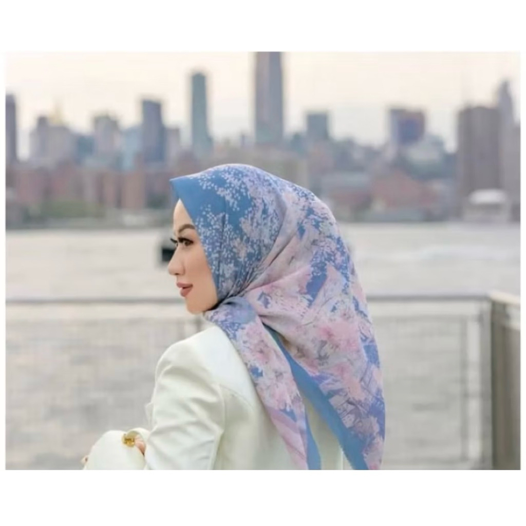 Preloved buttonscarves new york