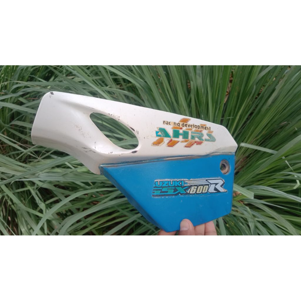 tutup aki f1zr Vega lama ori cover accu Vega lama f1zr ori cover body belakang f1zr ori 4us