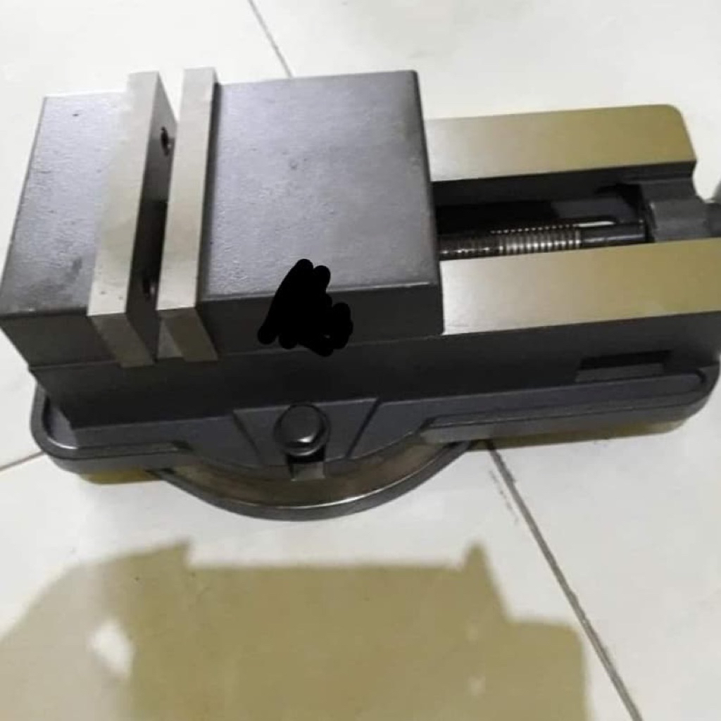 ragum catok milling ukuran 5" baru..Ragum 5 inch