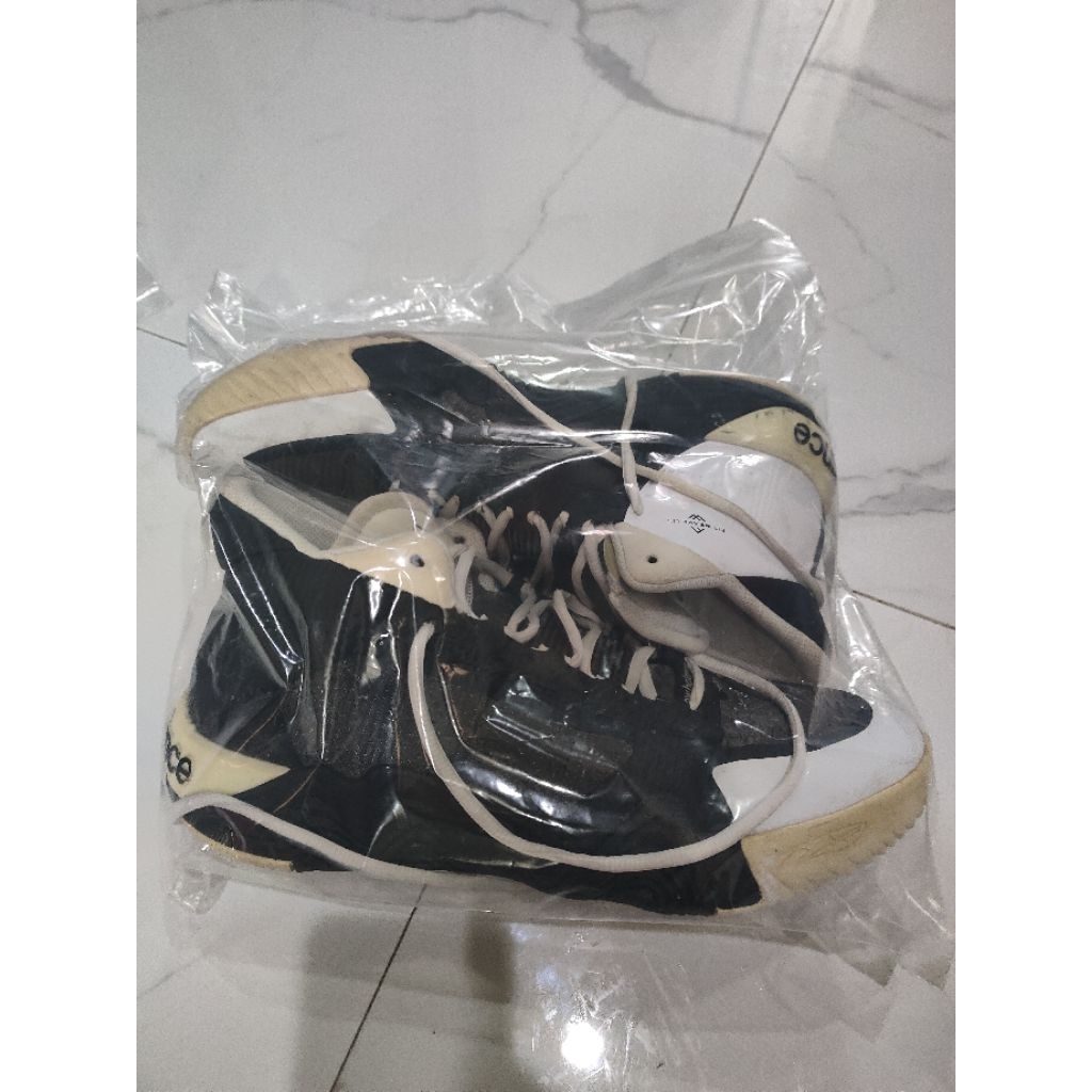 NB Kawhi leonard ( used)