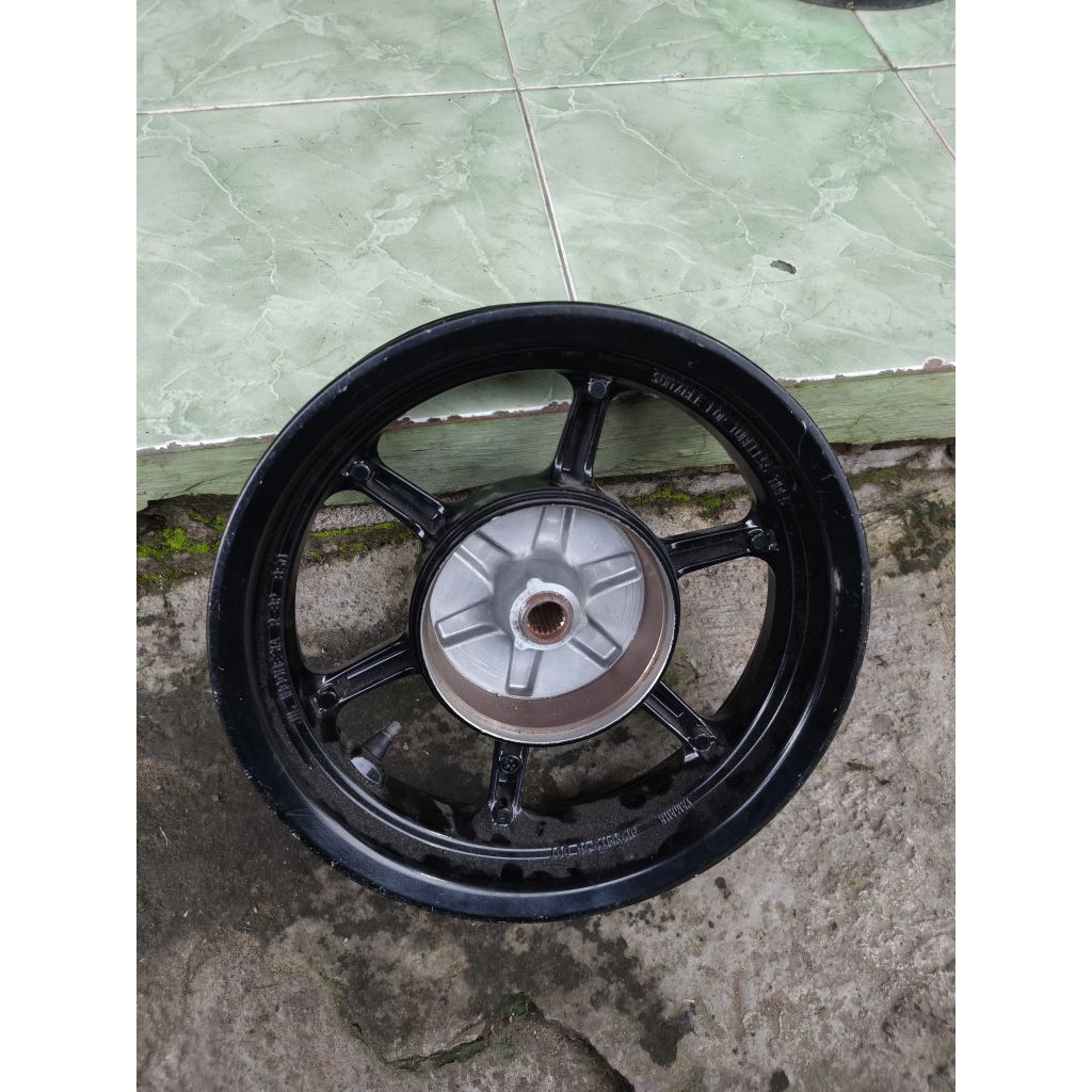 Velg Belakang Yamaha Fazzio Freego original