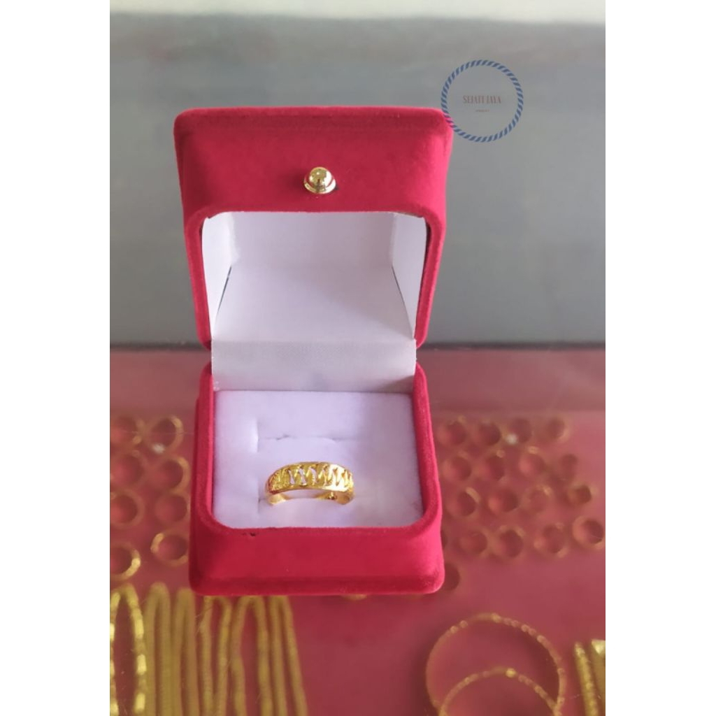 Cincin 1/2 rantai variasi emas kadar 24 karat