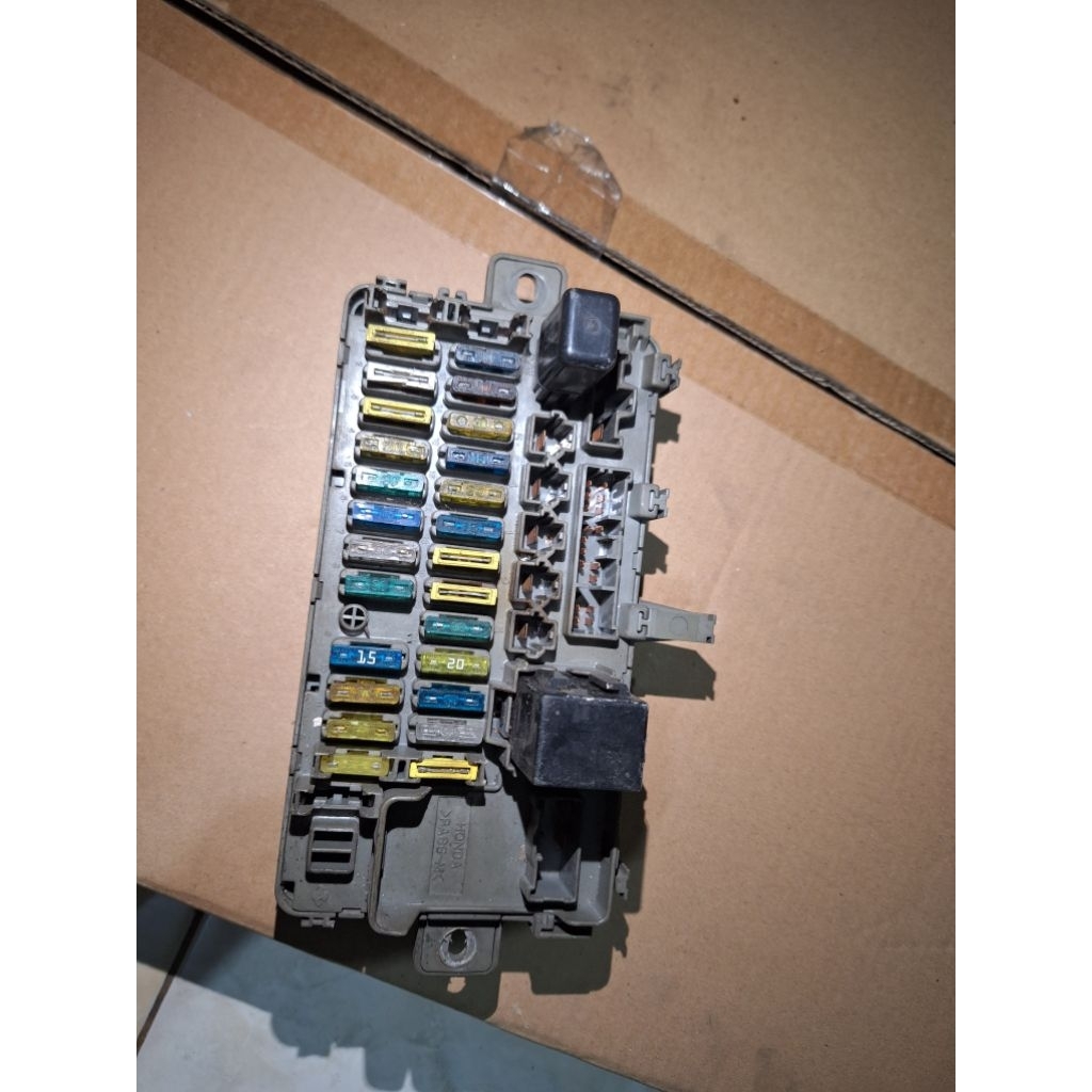 Box Sekring dalam Civic Genio Estilo