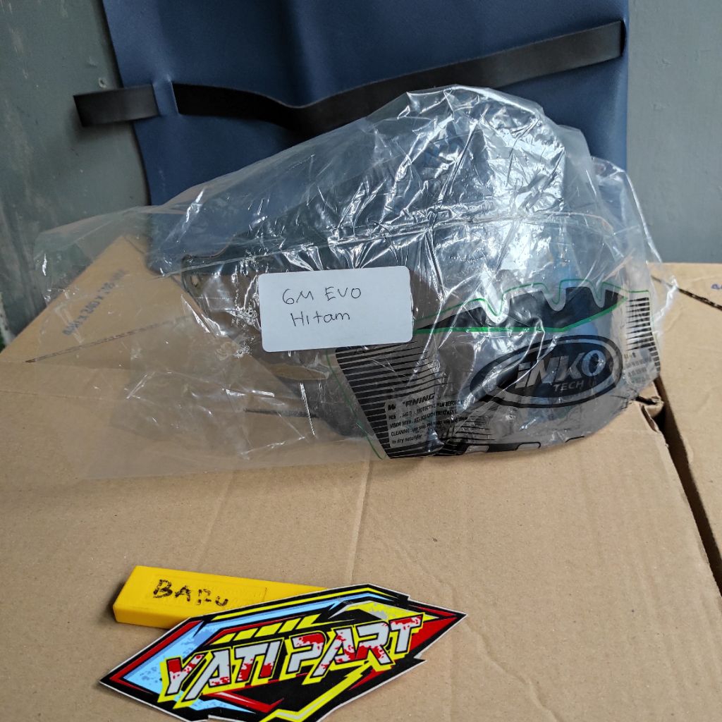 Kaca helm GM EVOLUTION GM FIGHTER GM ICON KACA HELM GM CARTOON HITAM SMOKE