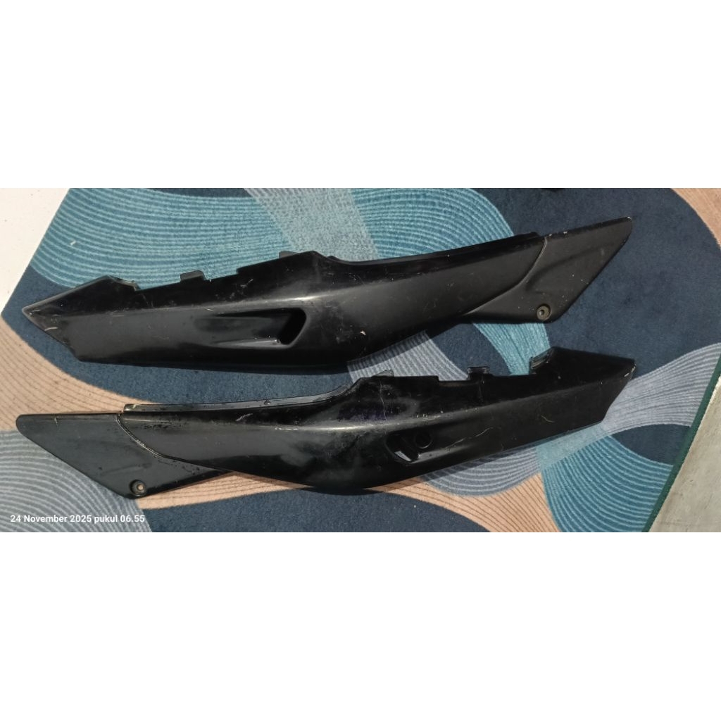 cover body bodi belakang ninja rr old original second