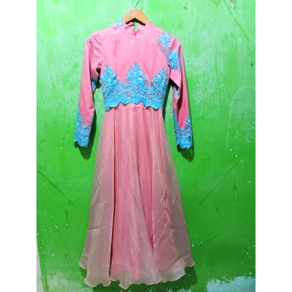 dress pesta muslim Anak ( preloved )
