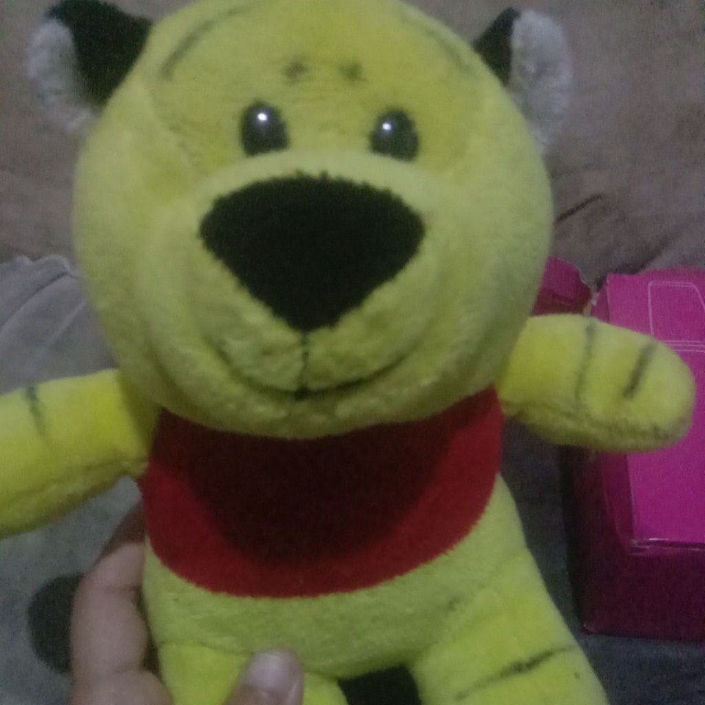 boneka lucu harimau kuning