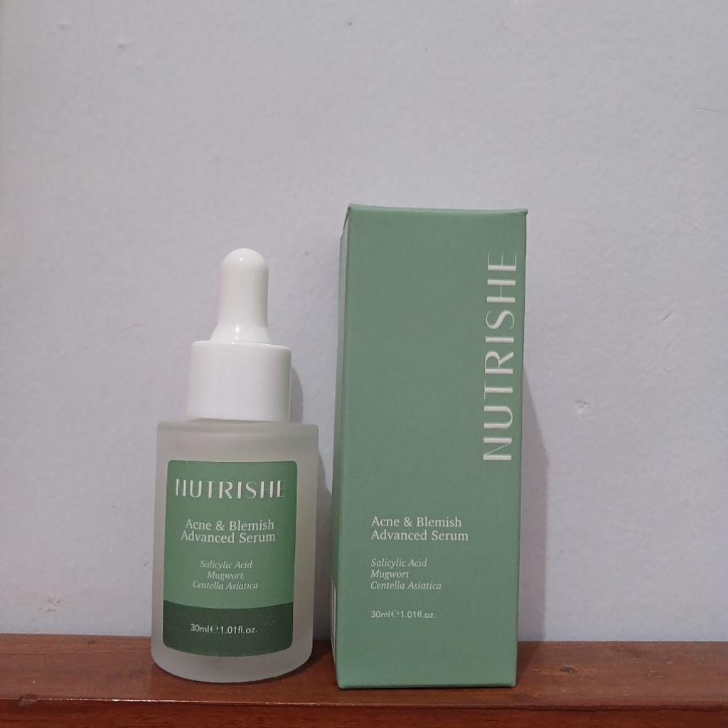 (Preloved) Nutrishe Acne & Blemish Advance Serum