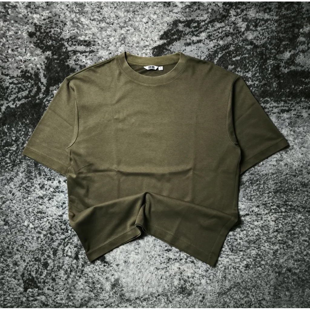 Tshirt uniqlo airism hijau
