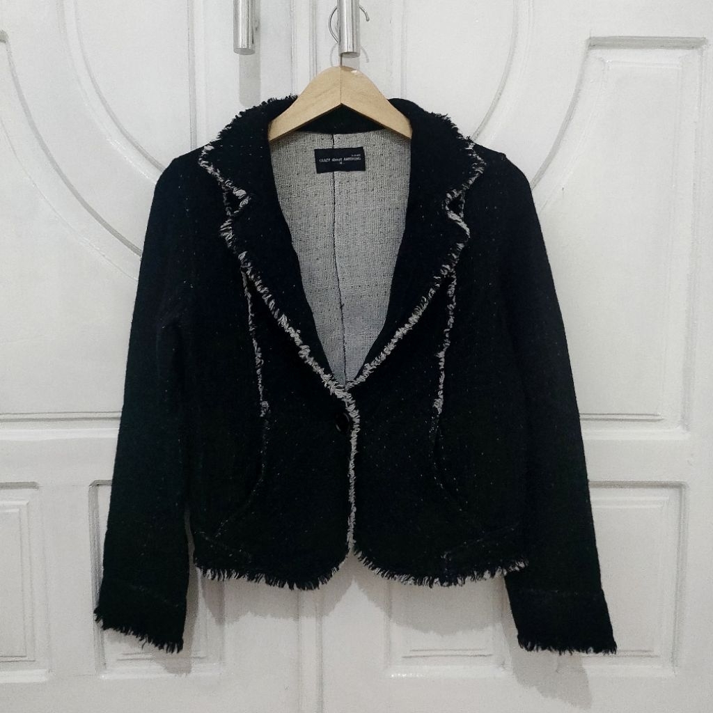 RARE ITEM CROP BLAZER HITAM BAHAN WOOL BLAZER KERJA BLAZER KOREA UNIK MODEL RAWIS