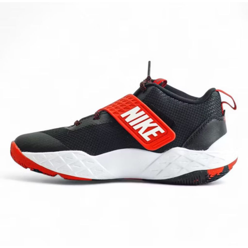 Preloved sepatu nike hustle D12 sepatu basket hitam