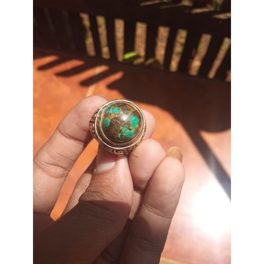 batu pirus asli