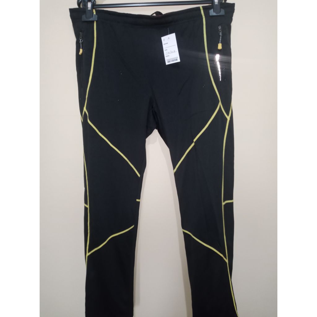 CELANA TRAINING PRELOVED