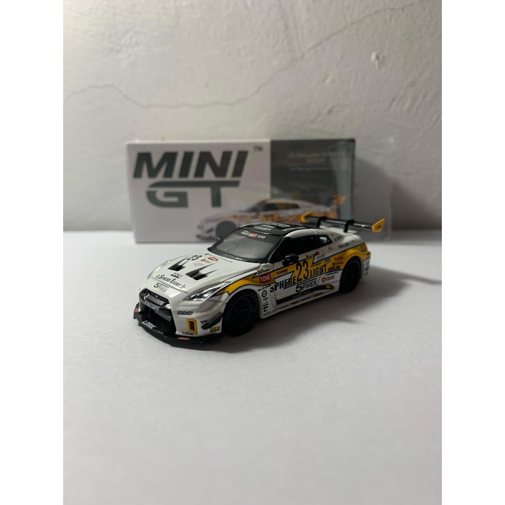 Mini GT R-35 LBWK FORMULA DRIFT Unsealed