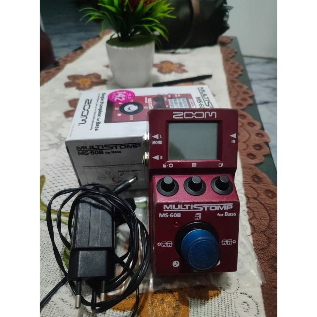 Multi Efek Bass + Adaptor Zoom Ori
