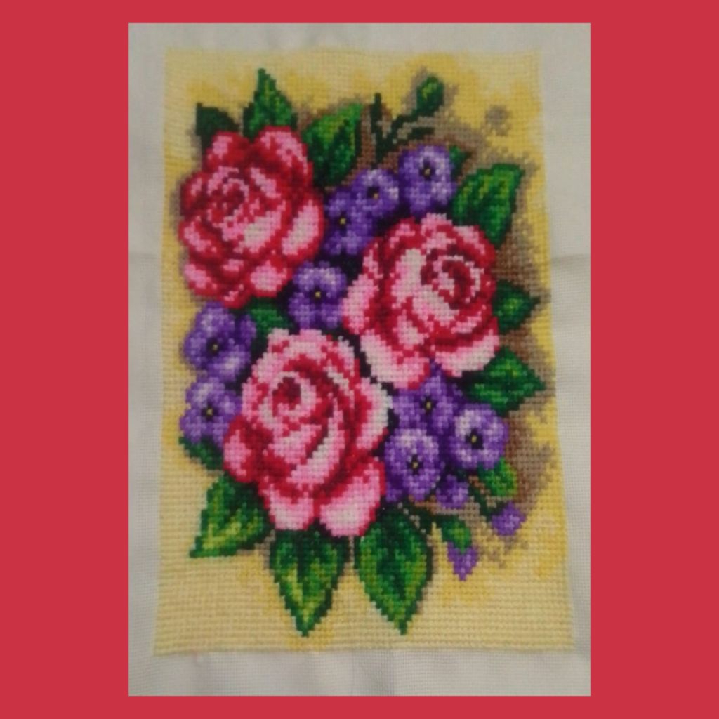 Hiasan kristik bunga sudah jadi