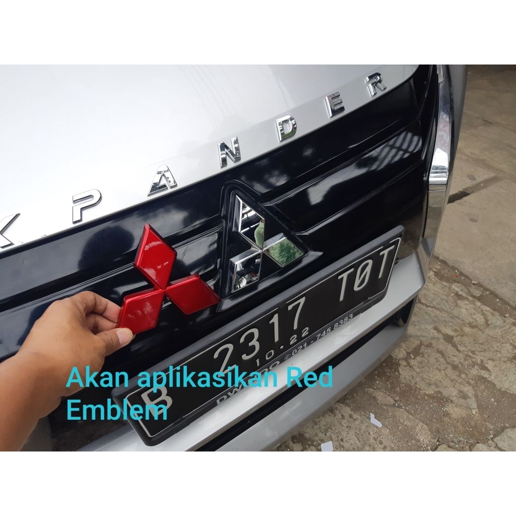 Cover Emblem Grill Depan Xpander Emblem Logo Grill Depan Xpander