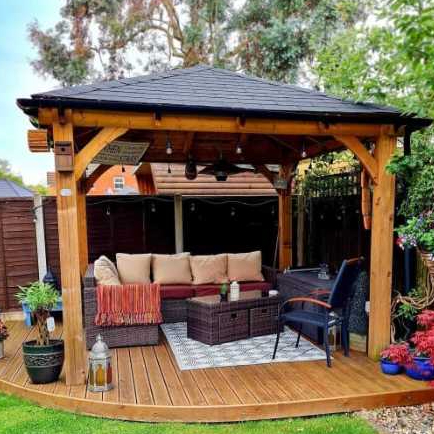 saung gazebo kayu mahoni minimalis , gazebo taman minimalis kayu mahoni , gazebo minimalis murah