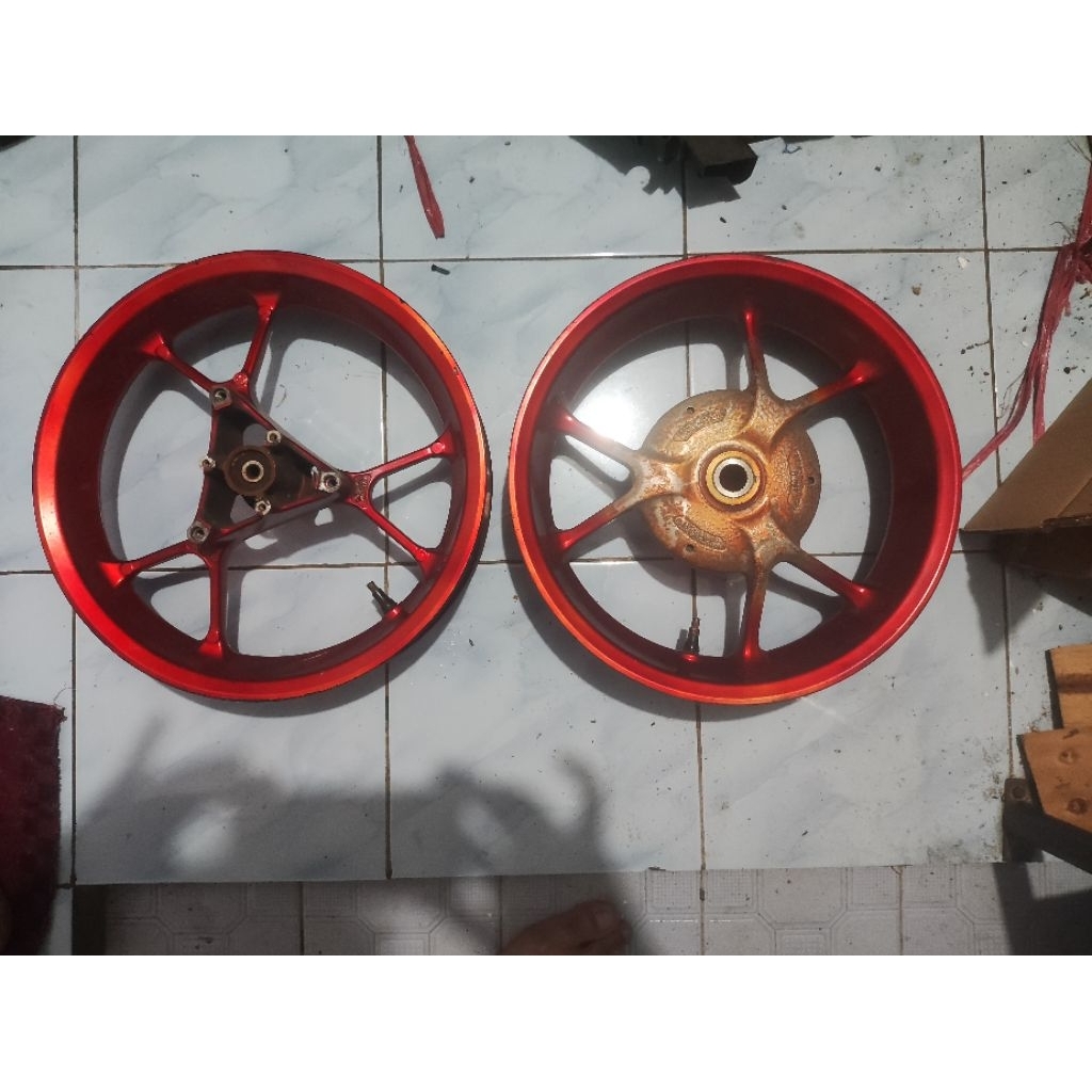 Velg Aerox 155 Original (Bahan)