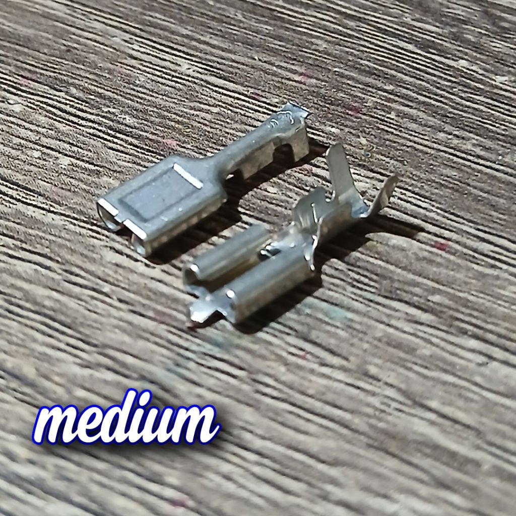 Skun medium untuk soket relay mini