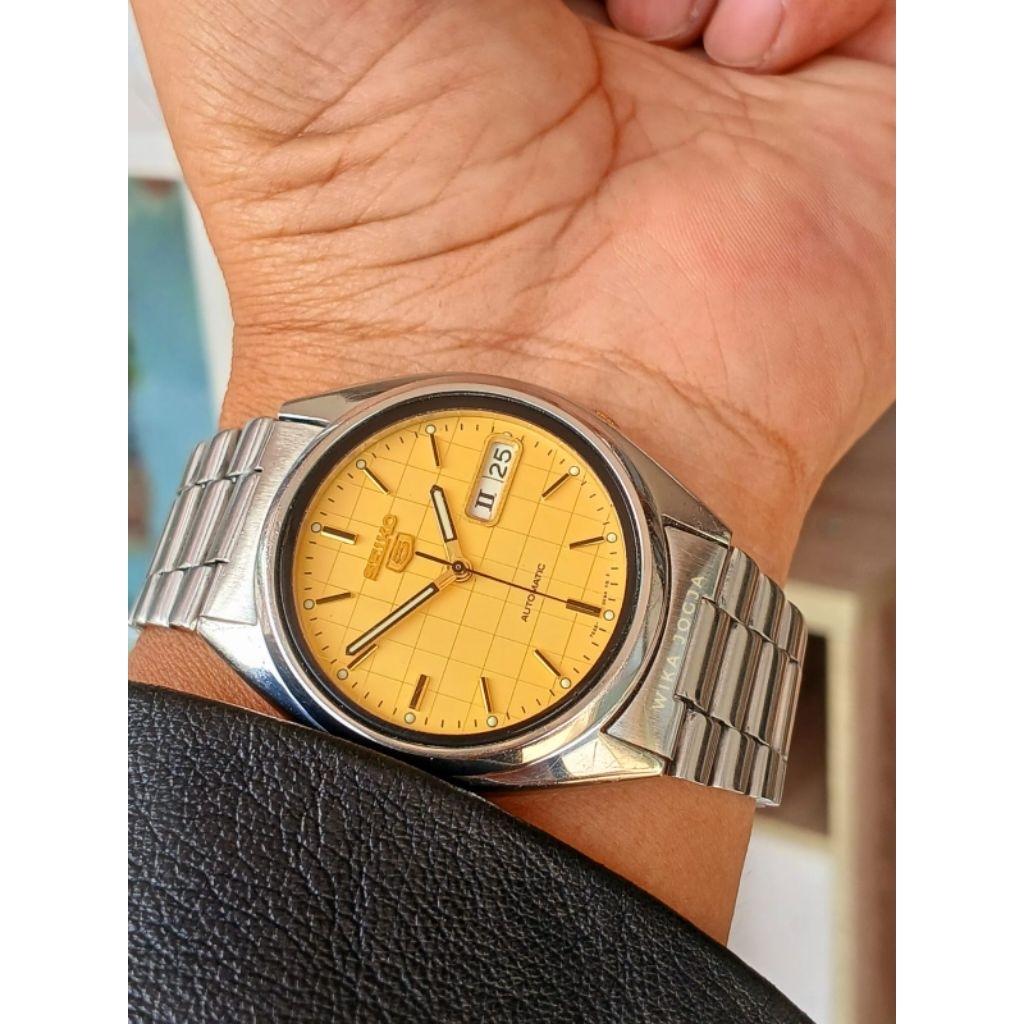 Seiko Checkerboard Yellow Dial SNXL72K1