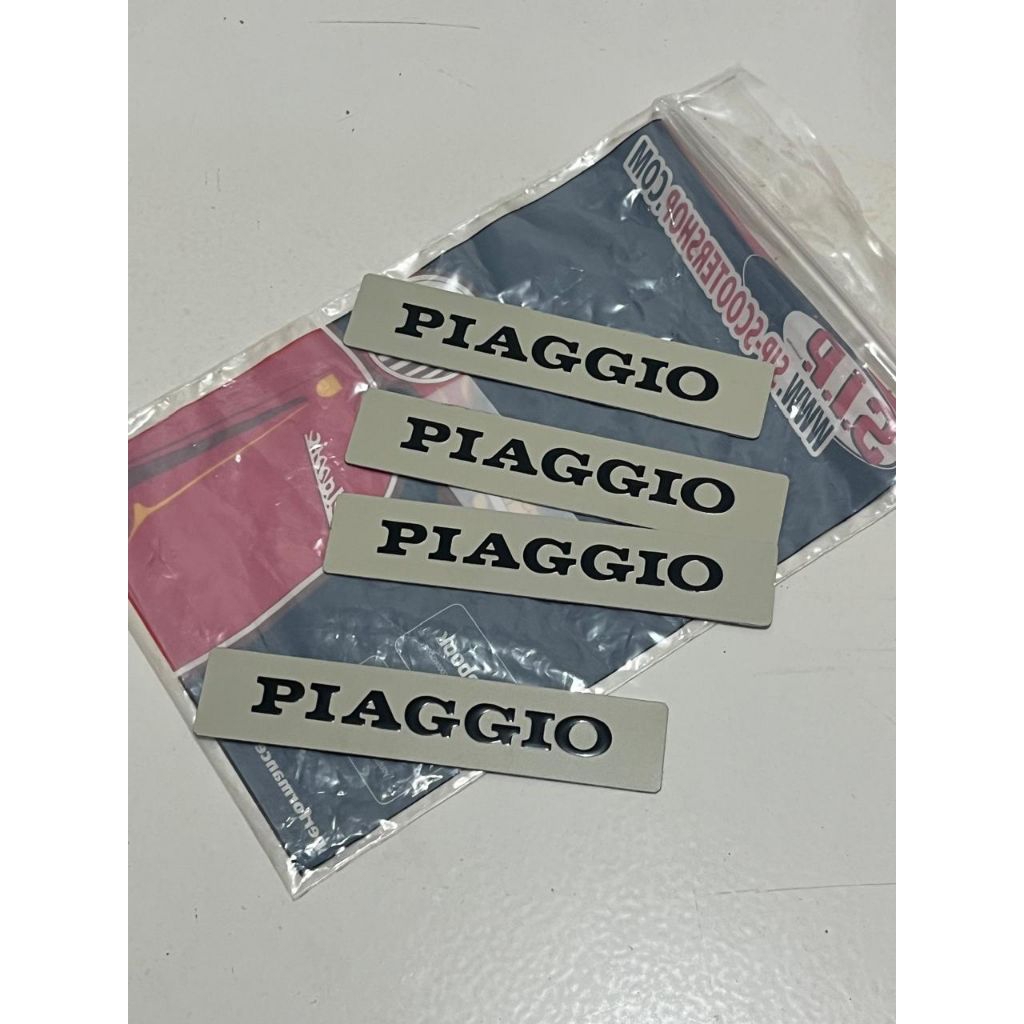 emblem hidung 'PIAGGIO' vespa PK