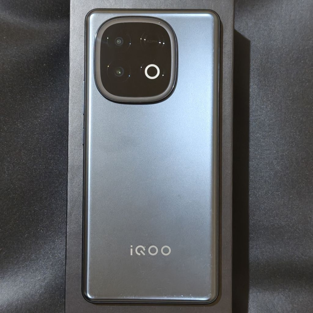 IQOO Neo 10 16/512 | 12/256 Second Fullset No Minus Garansi Resmi