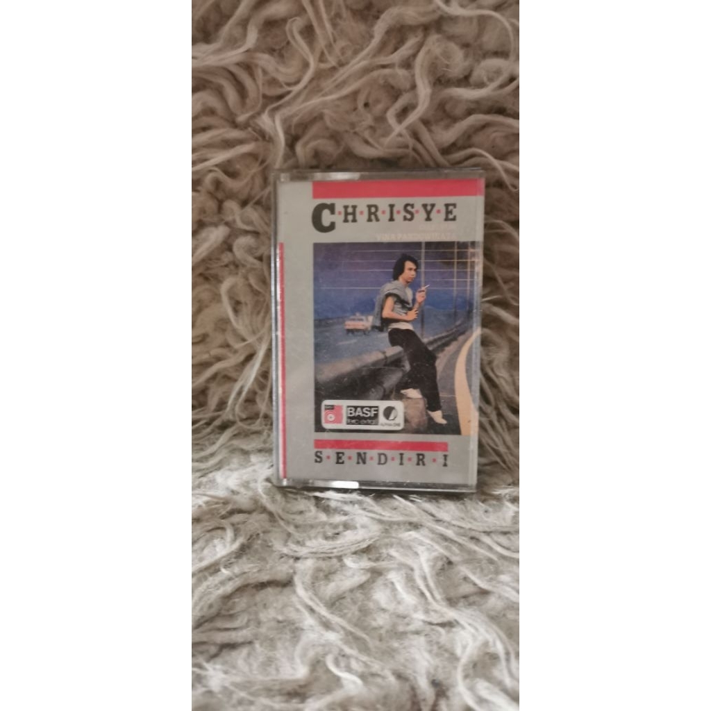 CHRISYE  SENDIRI KASET PITA