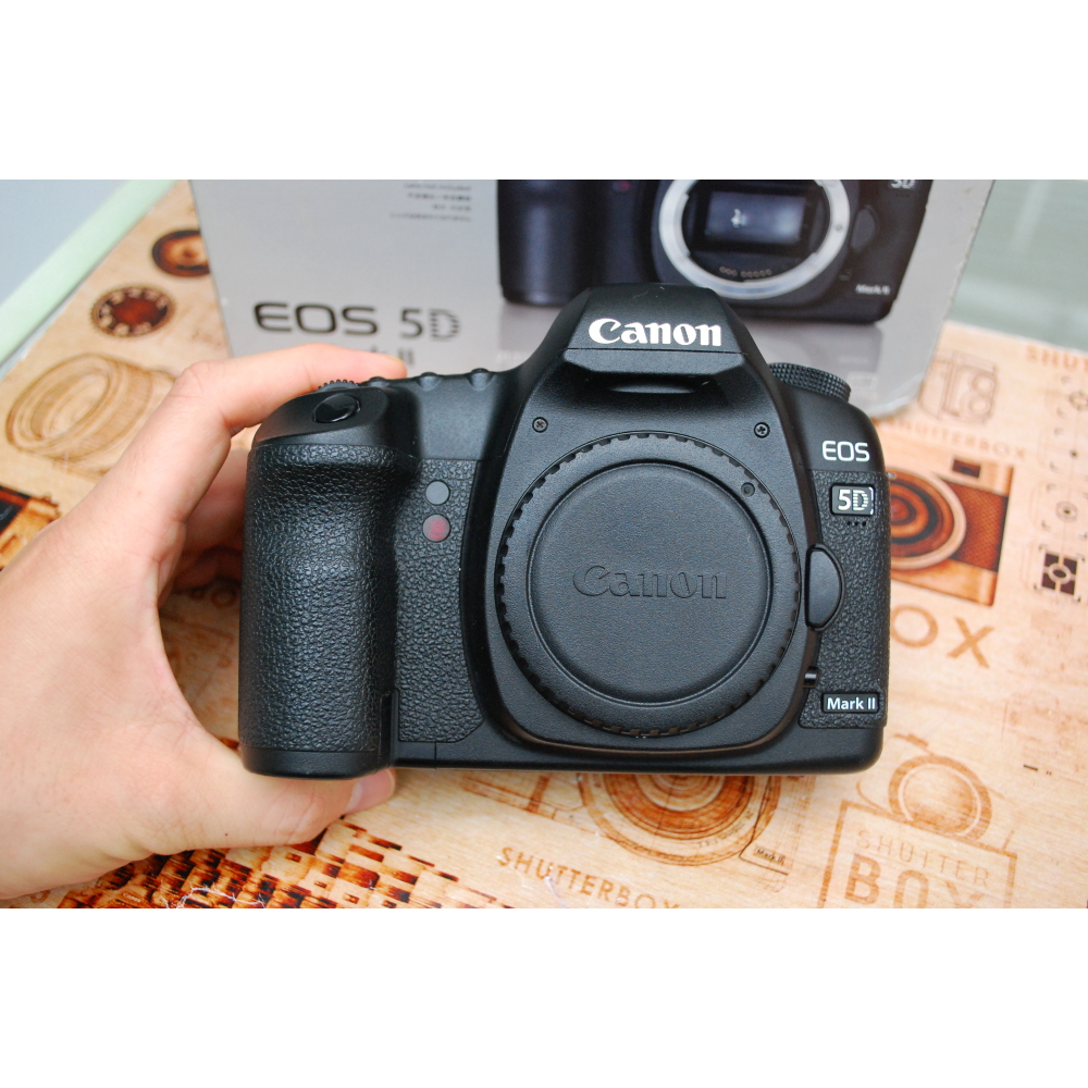 CANON EOS 5D mark II sc rendah