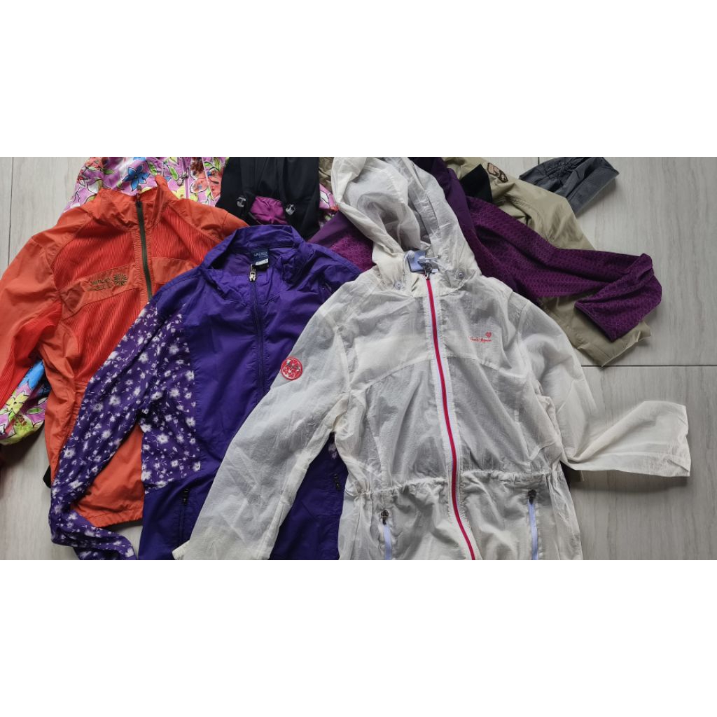 JAKET WANITA TIPIS OLAHRAGA OUTDOOR RUNNING PARASUT JARING
