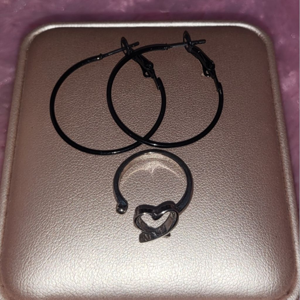 cincin anting anting preloved