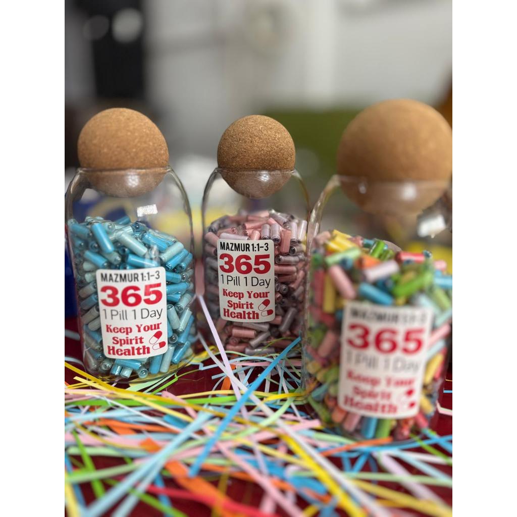 KAPSUL FIRMAN / PIL WORD / BIBLE VERSE IN CAPSULE / HOLY CAPSULE / AYAT HAFALAN /  PILL AYAT ALKITAB