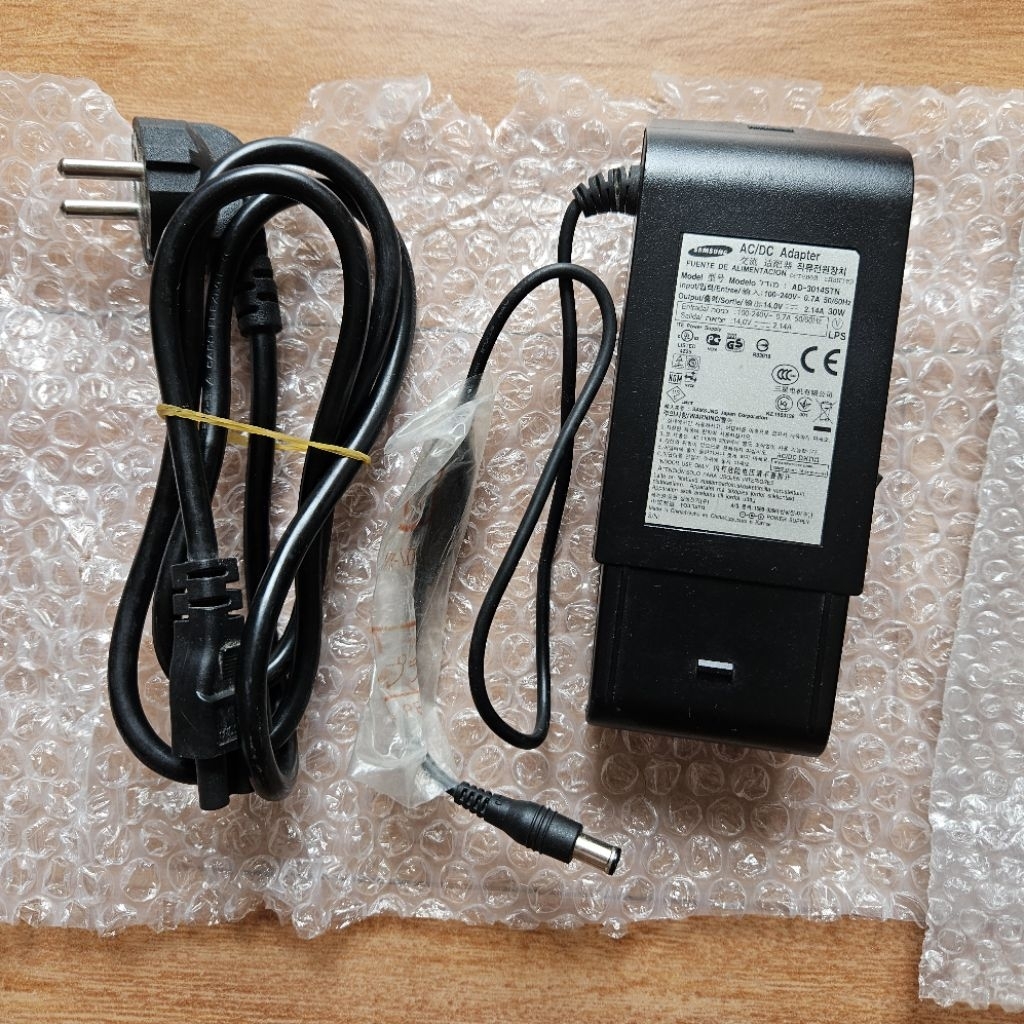 adaptor monitor samsung 19 inch